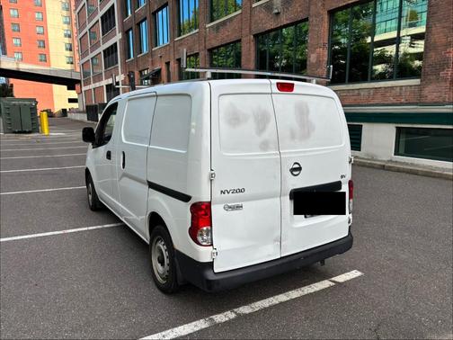 White 2013 Nissan NV200 SV