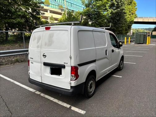 White 2013 Nissan NV200 SV