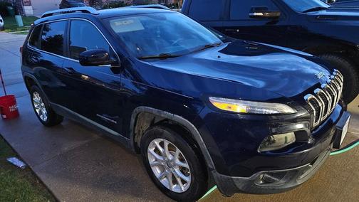 Blue 2016 Jeep Cherokee Latitude