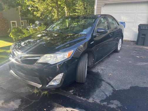 2013 Toyota Camry Hybrid XLE