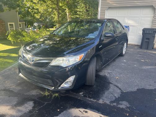 2013 Toyota Camry Hybrid XLE