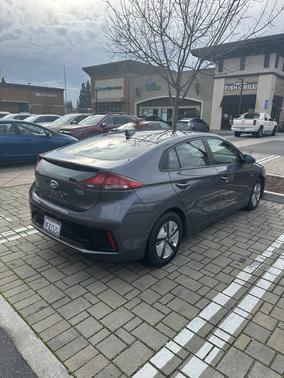 2019 Hyundai IONIQ Hybrid Blue