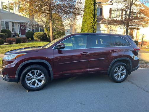 2015 Toyota Highlander LE Plus