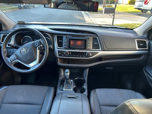 2015 Toyota Highlander LE Plus