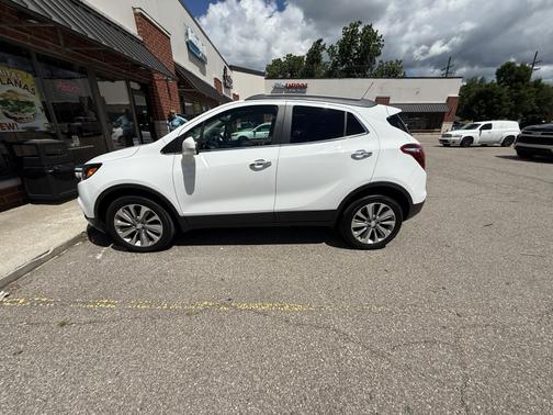 White 2019 Buick Encore Preferred