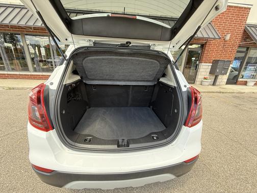 White 2019 Buick Encore Preferred