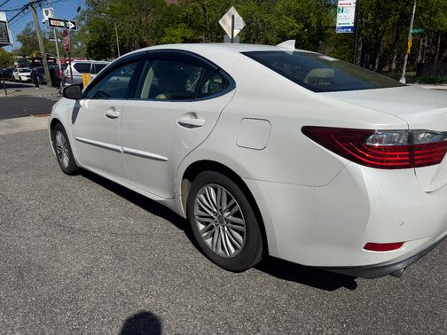 White 2015 Lexus ES 350 Crafted Line