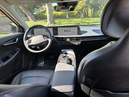 2022 Kia EV6 Wind
