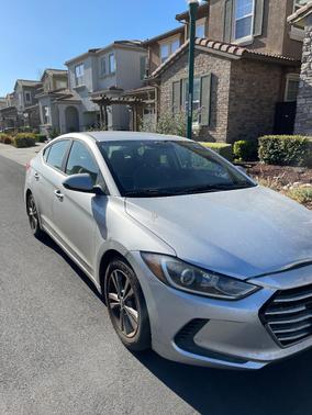 Silver 2018 Hyundai ELANTRA SEL