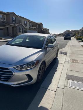 Silver 2018 Hyundai ELANTRA SEL