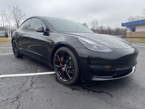 2023 Tesla Model 3 Base