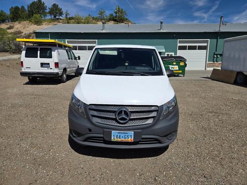 White 2018 Mercedes-Benz Metris Base