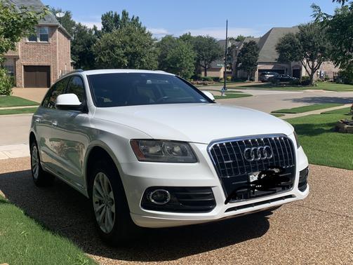 Photo 1 of 7 of 2013 Audi Q5 2.0T Premium
