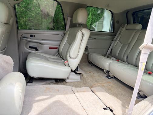 White 2005 Chevrolet Tahoe Z71
