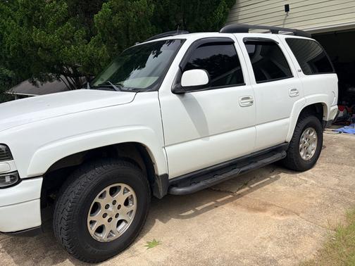 White 2005 Chevrolet Tahoe Z71