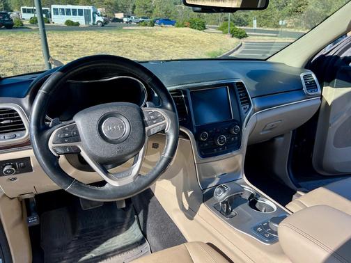 Black 2014 Jeep Grand Cherokee Limited