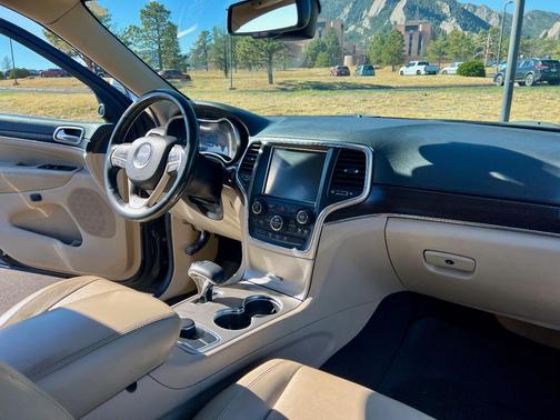Black 2014 Jeep Grand Cherokee Limited