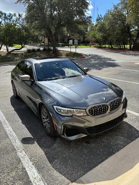 Gray 2022 BMW M340 i