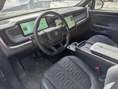 2025 Rivian R1T Adventure Dual-Motor Large Pack