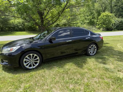 Black 2014 Honda Accord Sport
