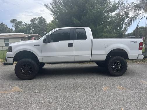 White 2005 Ford F-150 STX SuperCab