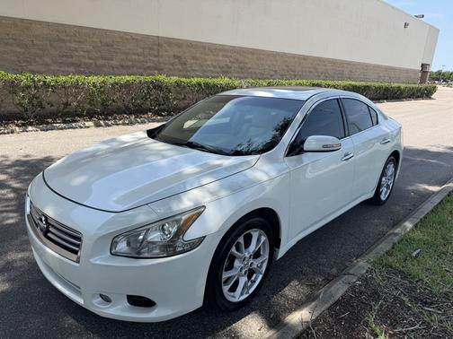 2014 Nissan Maxima SV