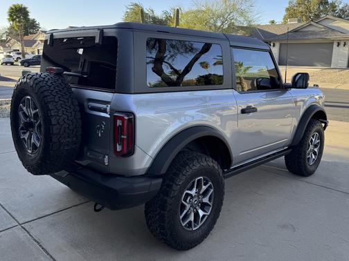 Silver 2023 Ford Bronco Badlands Advanced