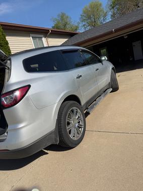 Silver 2017 Chevrolet Traverse 1LT