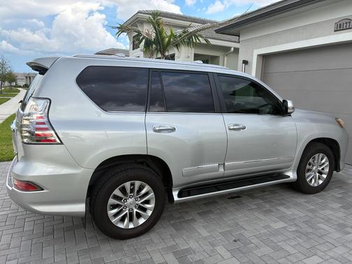Silver 2014 Lexus GX 460 Base