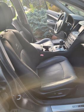 Silver 2013 INFINITI G37 x