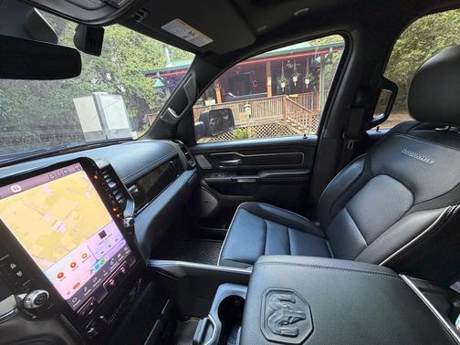 Black 2025 RAM 1500 Laramie