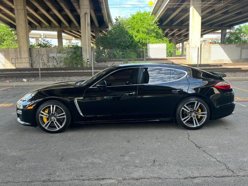 2011 Porsche Panamera Panamera Turbo