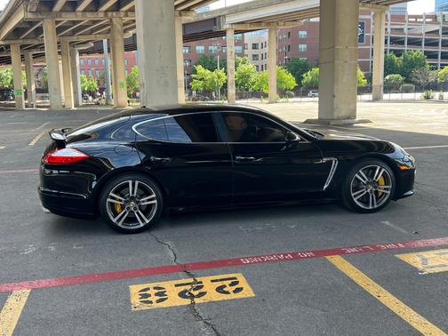 2011 Porsche Panamera Panamera Turbo