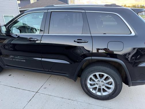 Black 2021 Jeep Grand Cherokee Laredo X