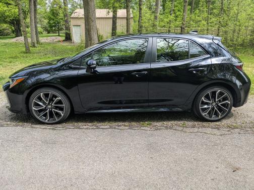 Black 2019 Toyota Corolla Hatchback XSE