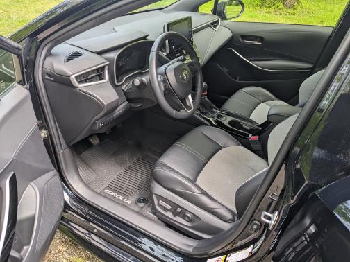 Black 2019 Toyota Corolla Hatchback XSE