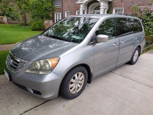 Gray 2008 Honda Odyssey EX