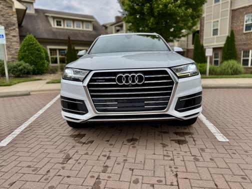 2017 Audi Q7 3.0T Premium Plus