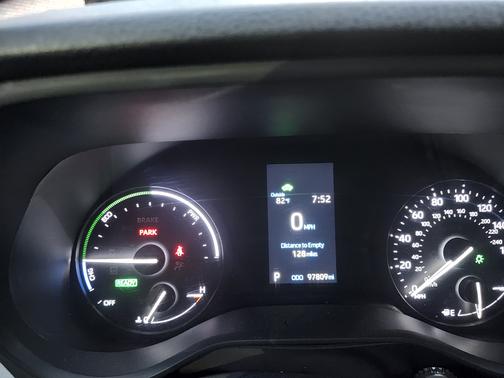 2021 Toyota Sienna LE 8 Passenger