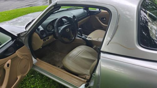 2001 Mazda MX-5 Miata Base