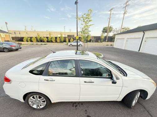 2010 Ford Focus SEL