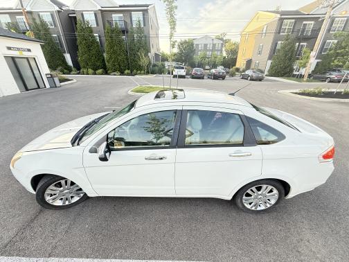 2010 Ford Focus SEL