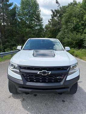 White 2020 Chevrolet Colorado ZR2