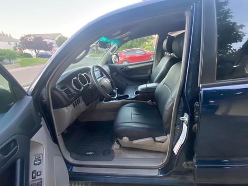 Blue 2004 Toyota 4Runner Sport