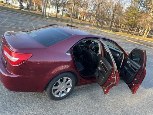2006 Lincoln Zephyr Base
