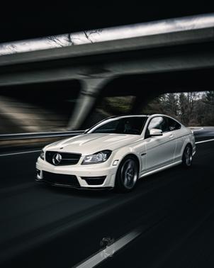 Photo 5 of 6 of 2013 Mercedes-Benz C-Class C 63 AMG