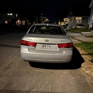 Gray 2010 Hyundai SONATA GLS