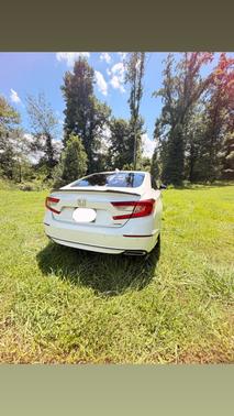White 2018 Honda Accord Touring