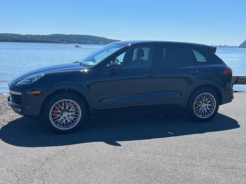 2015 Porsche Cayenne Turbo