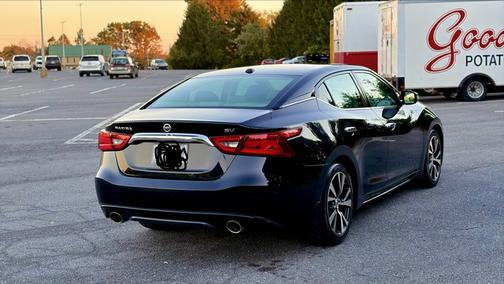 Black 2016 Nissan Maxima 3.5 SV